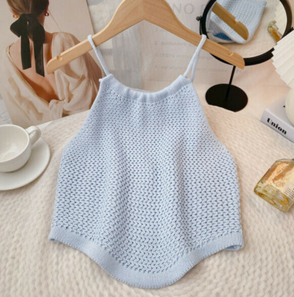 Lace-up knitted vest with open back (blue) [one size]
