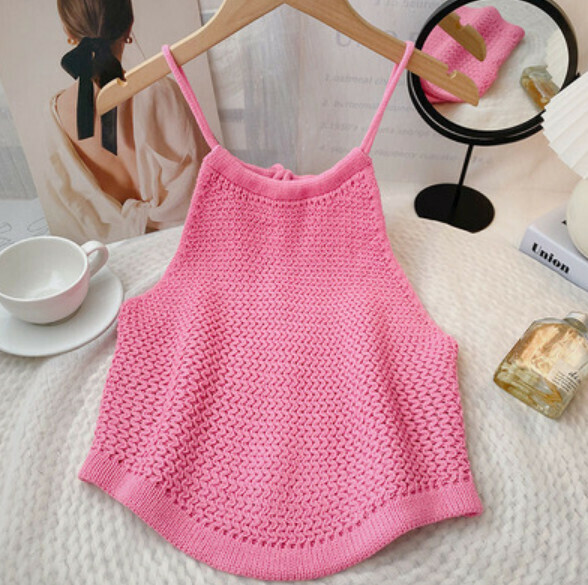 Lace-up knitted vest with open back (pink) [one size]
