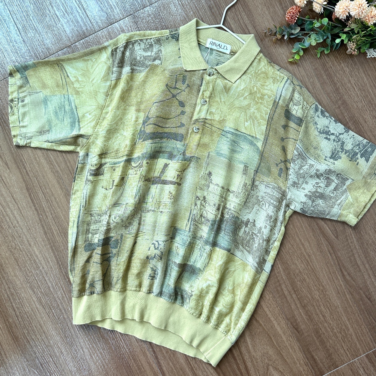 日本製淡黃色古畫藝術感上衣