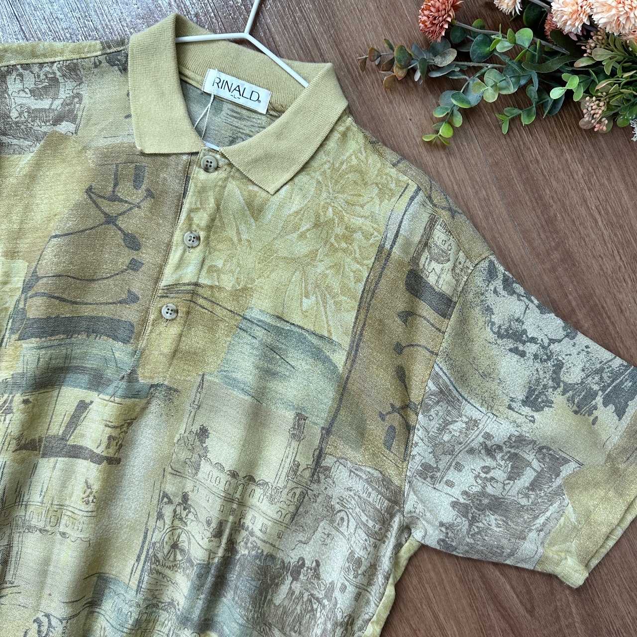 日本製淡黃色古畫藝術感上衣