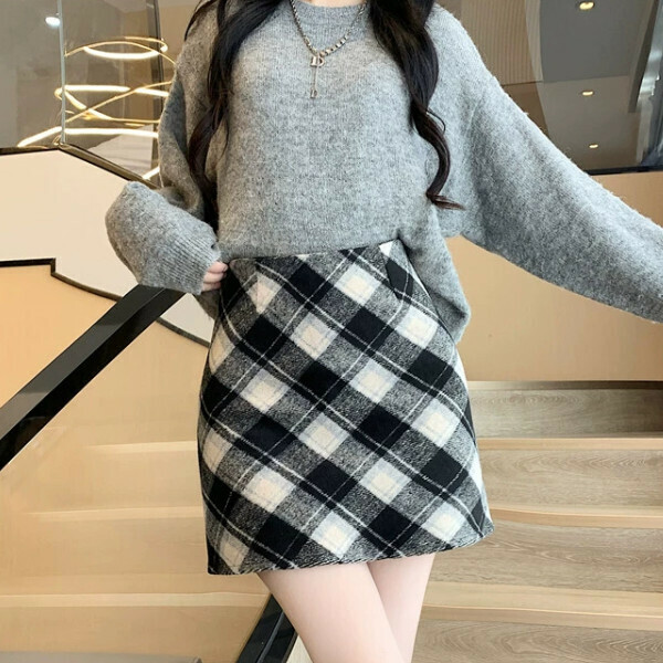Hot Selling High Waist Plaid Skirt (S-XL) (Black) (Contact customer service after placing order to confirm delivery size)