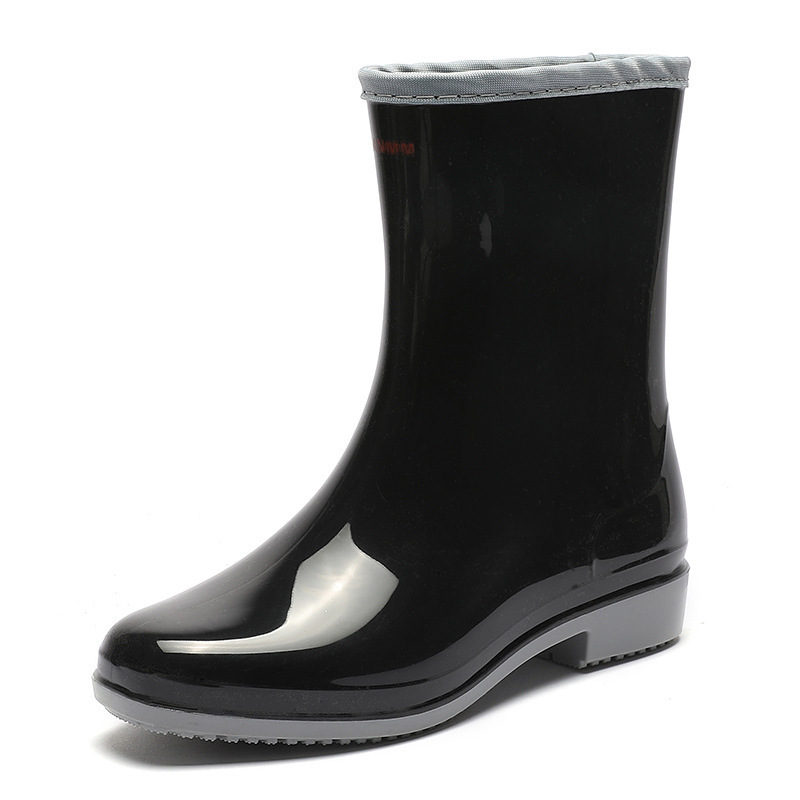 Medium water boots and rain boots (size 36-40 black) (contact customer service to confirm the shipping size after placing an order)