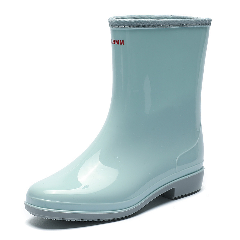 Medium water boots and rain boots (36-40 sizes light blue) (contact customer service to confirm the shipping size after placing an order)