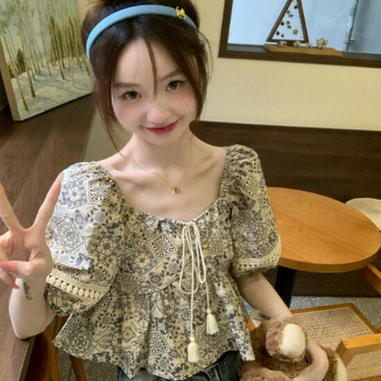 熱賣泡泡袖碎花襯衫【杏色】【S-XL碼】（下單後請聯絡客服確認發貨尺碼）