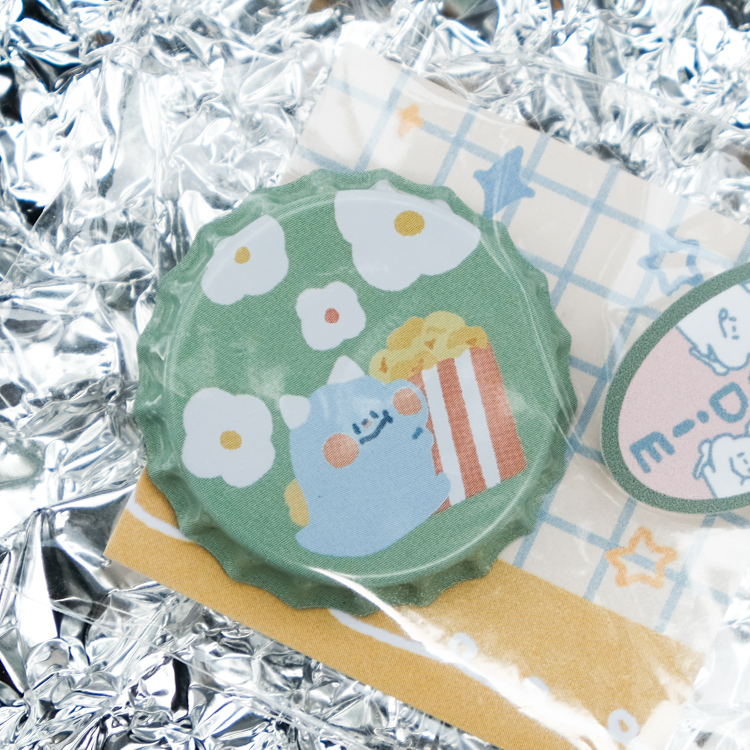 狗狗的小跳步，繪蹦砰｜瓶蓋胸章｜角龍