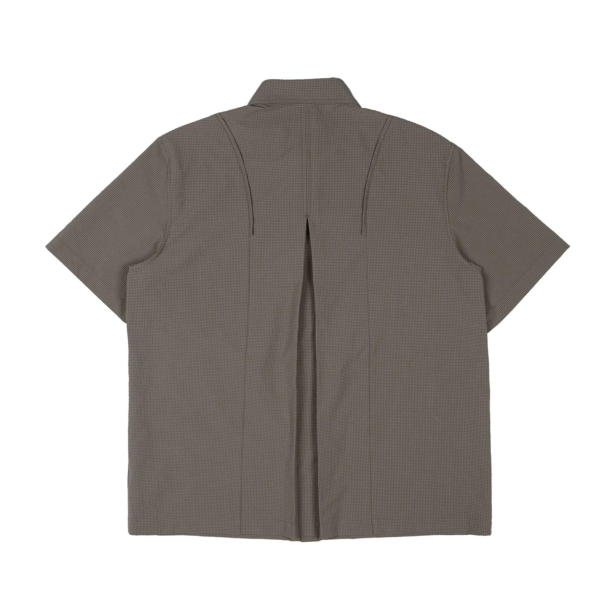 oqLiq Misaligned Short-Sleeved Shirt 咖啡色