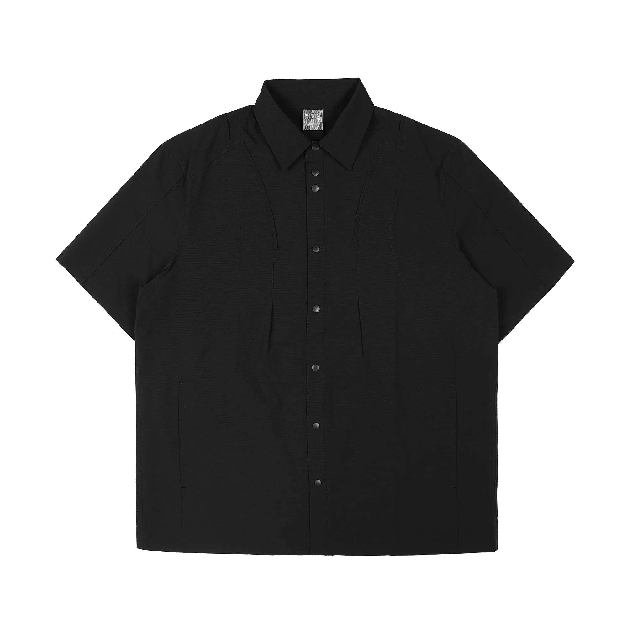 oqLiq Misaligned Short-Sleeved Shirt 黑色