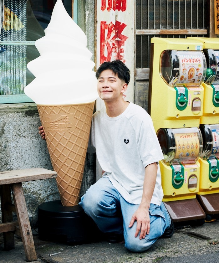 2024SS FREAK'S STORE KURT WU 吳承輝 胸口 刺繡 愛心 插畫家 短T 3色 現貨