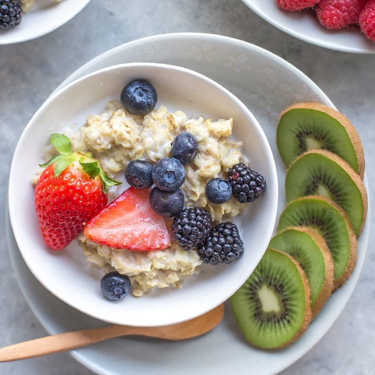 Instant Wholegrain Oatmeal (12 cans)