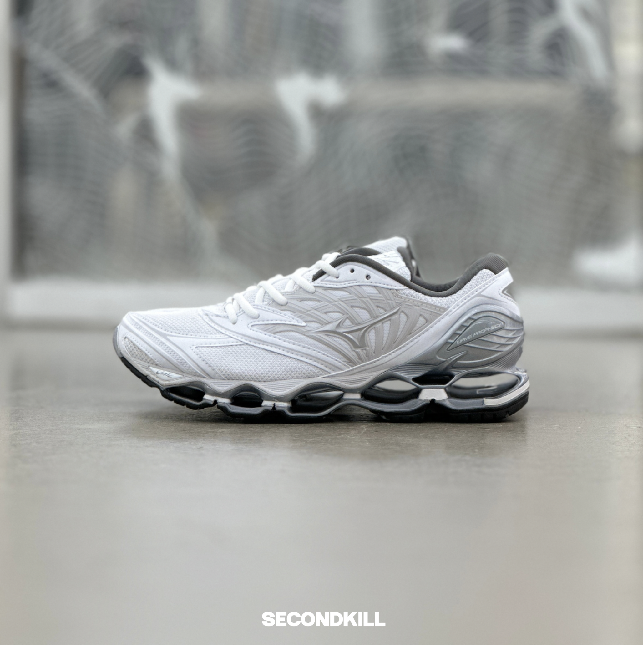 Mizuno Wave Prophecy LS White Silver