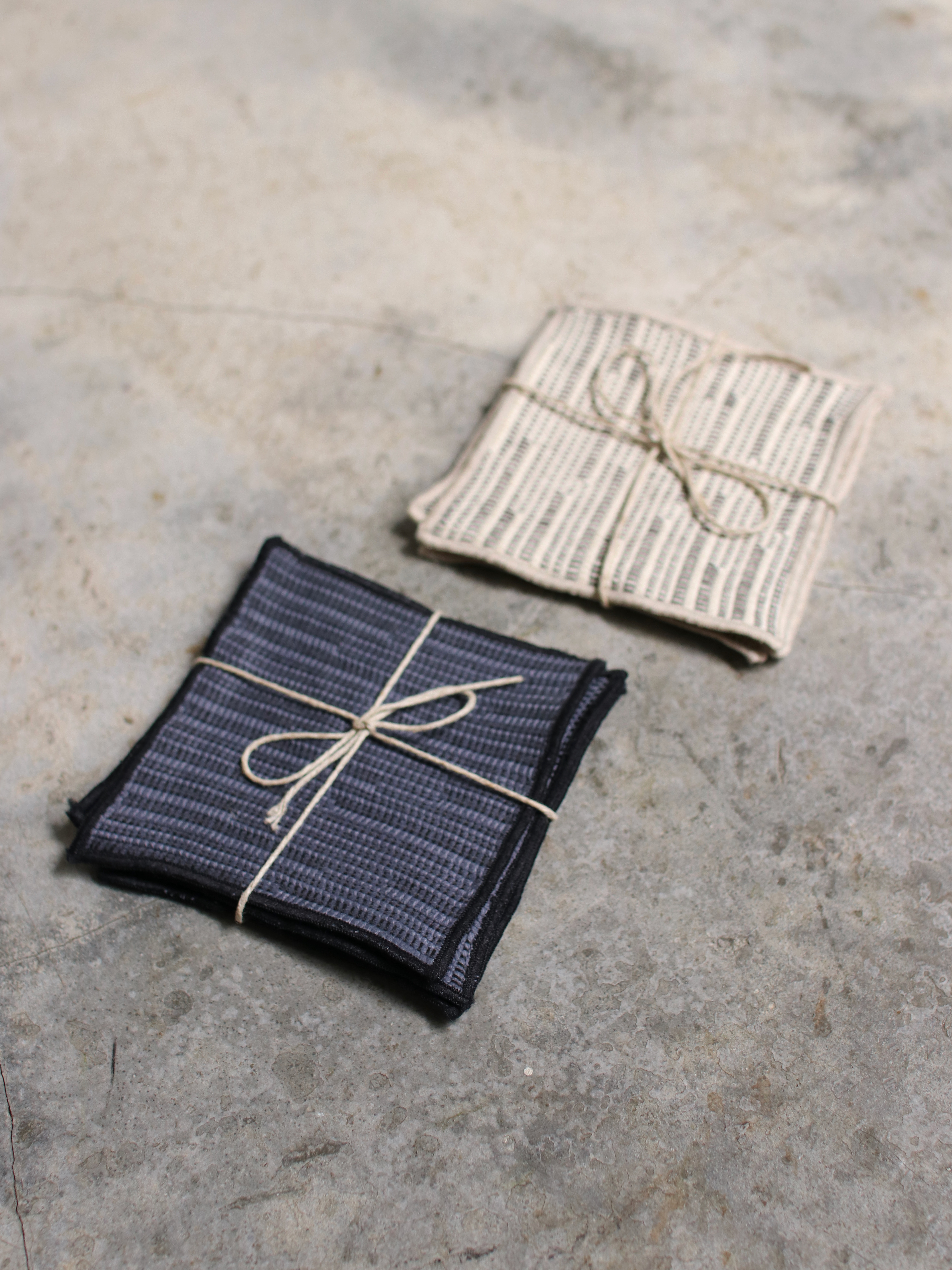 川 衣 WEAR BEING 織紋布料杯墊