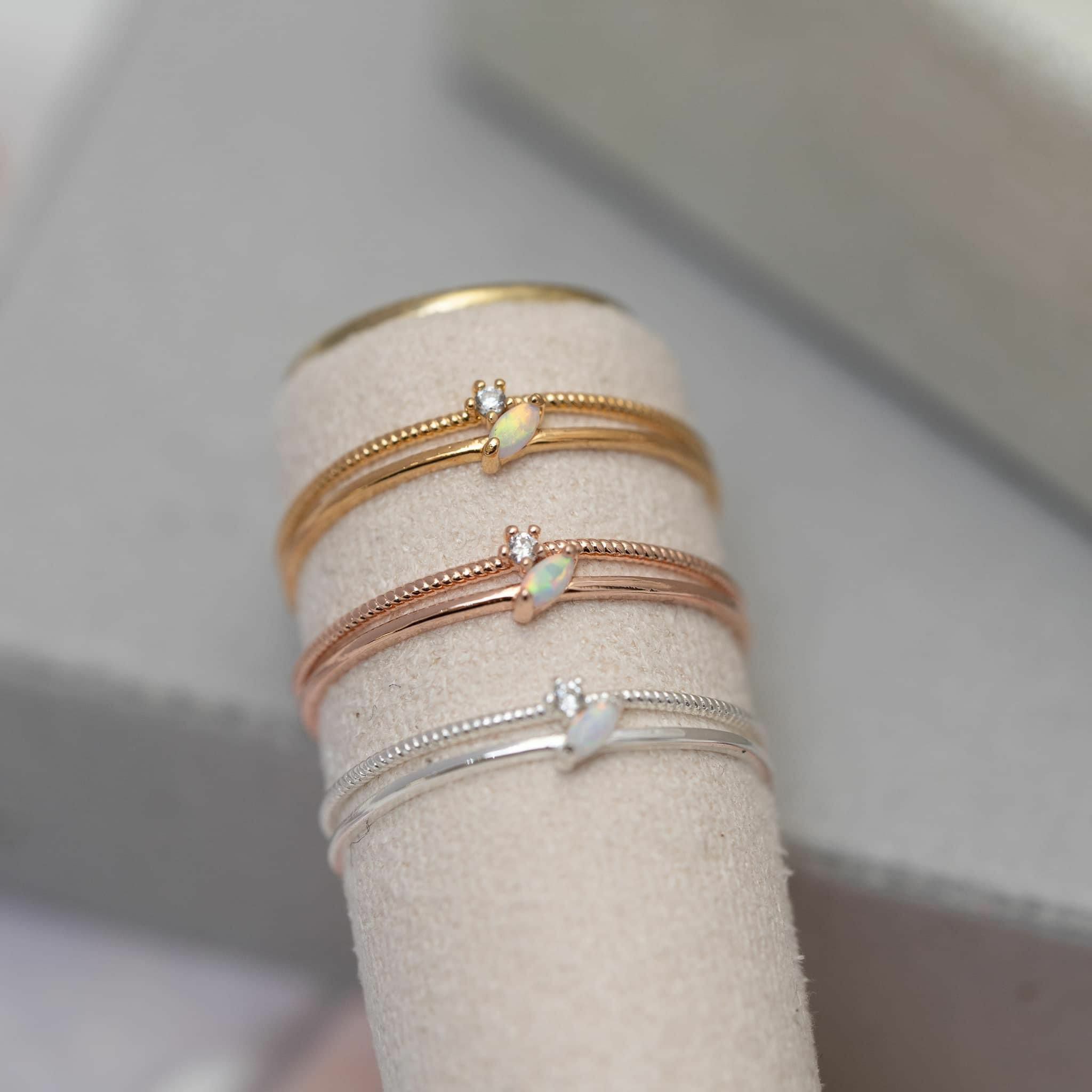 澳寶小水鑽開口戒指 svr15