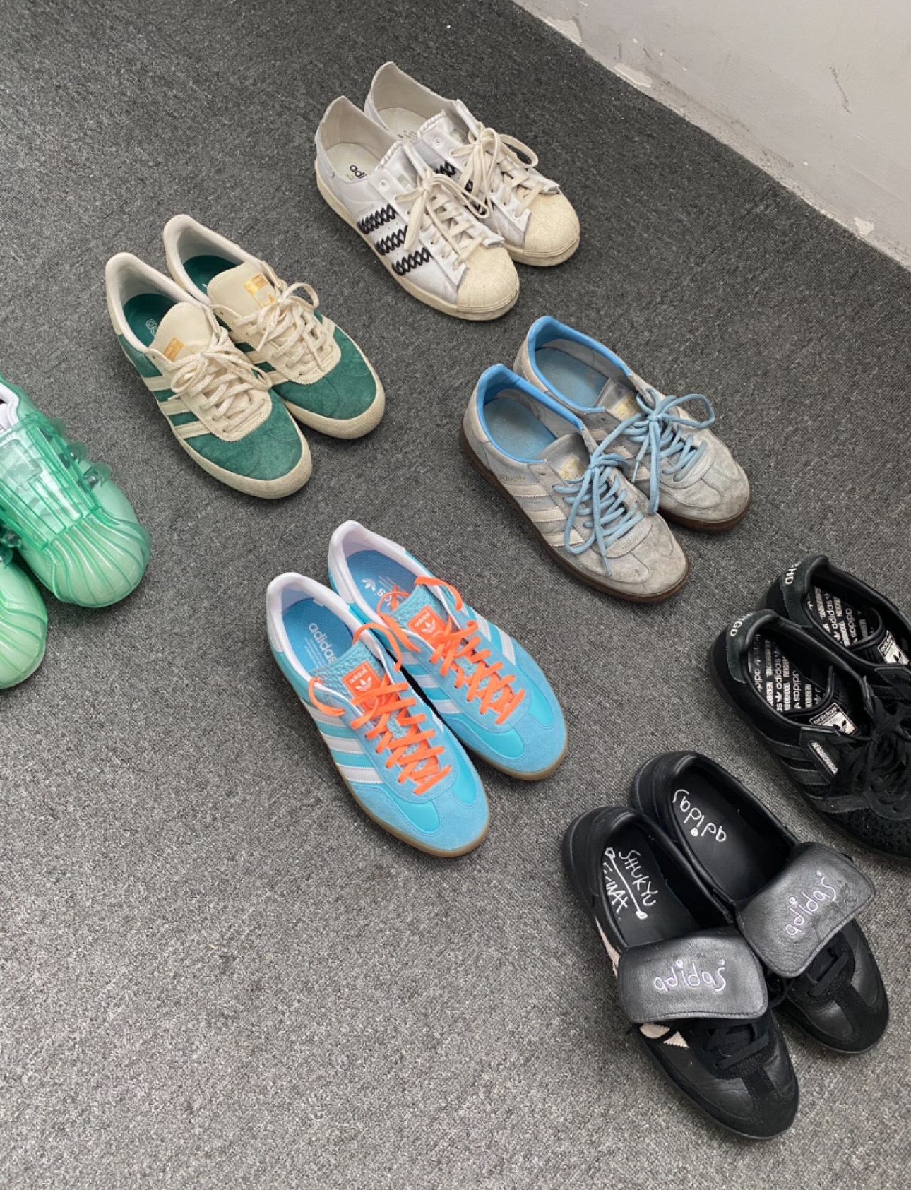 Adidas originals Gazelle Indoor (藍白)