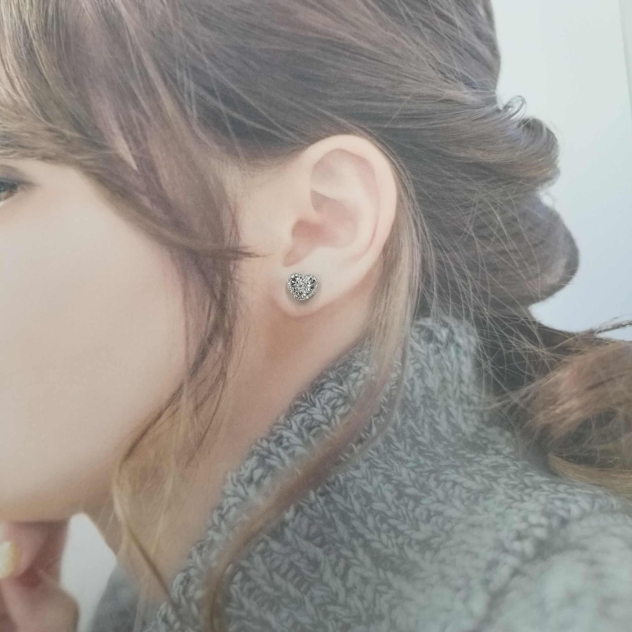 全新18K白金45份心形鑽石耳環