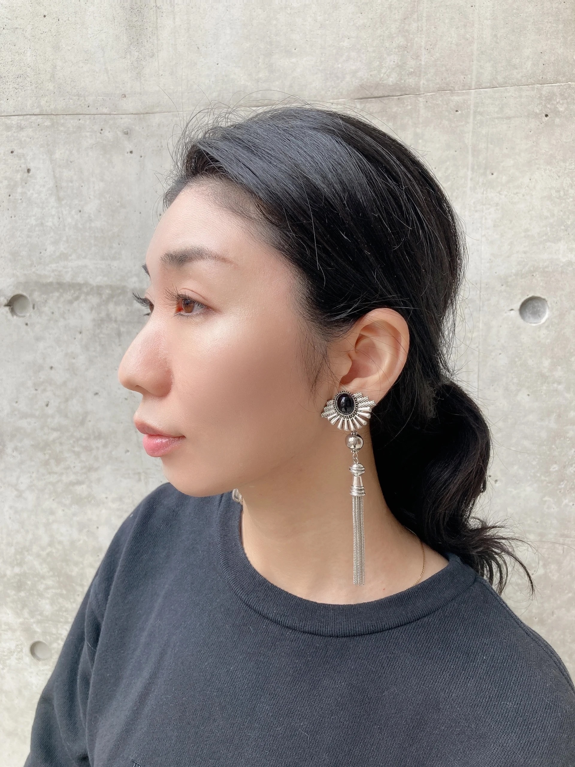 [LAUGHTER] sun flower vintage tassel