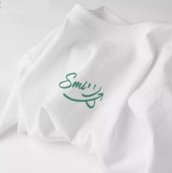 Hot selling pure cotton T-shirt short sleeve [white (fresh smile chest logo)] [S-2XL size] (please contact customer service to confirm the delivery size after placing the order)