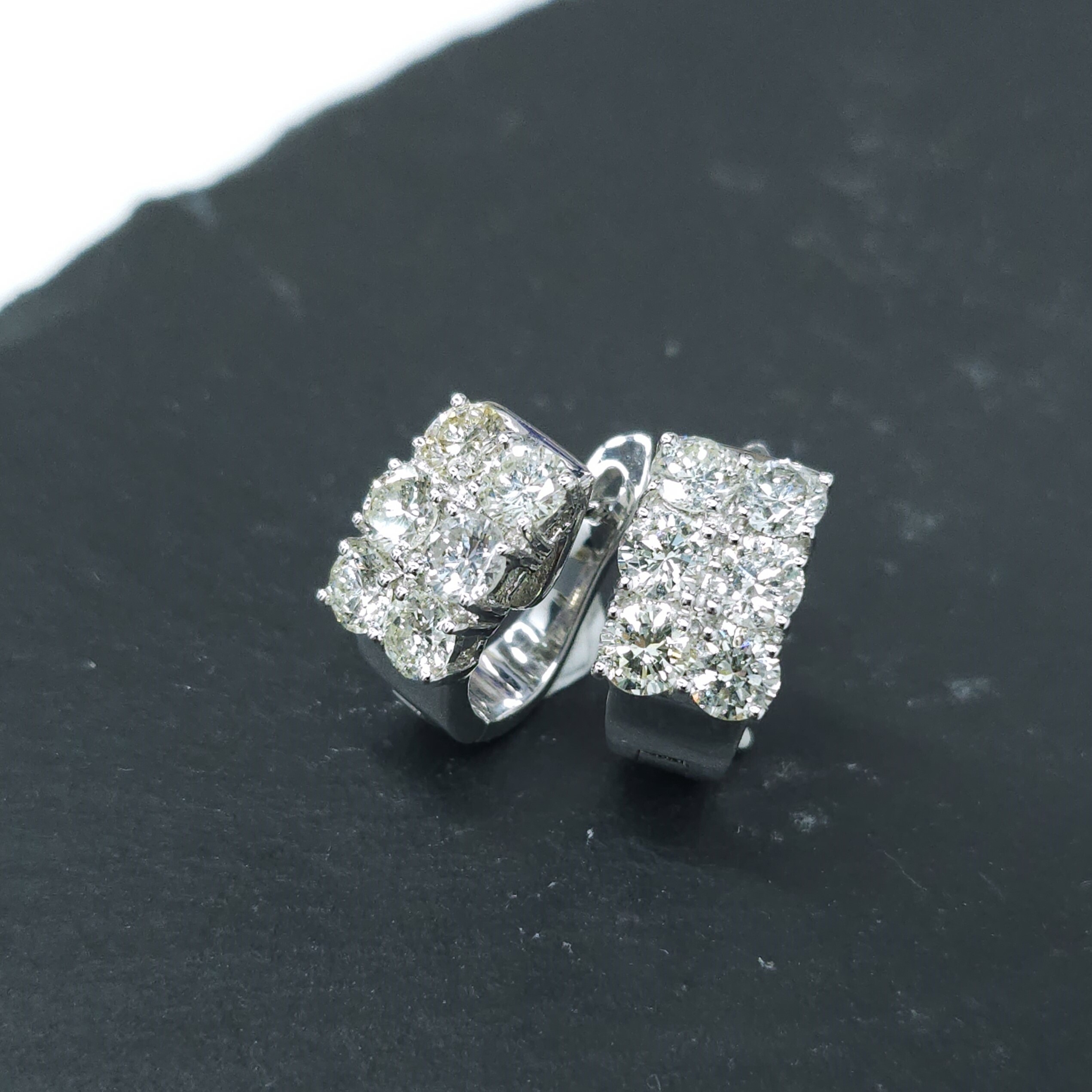 全新18K白金1卡89份鑽石圈耳環