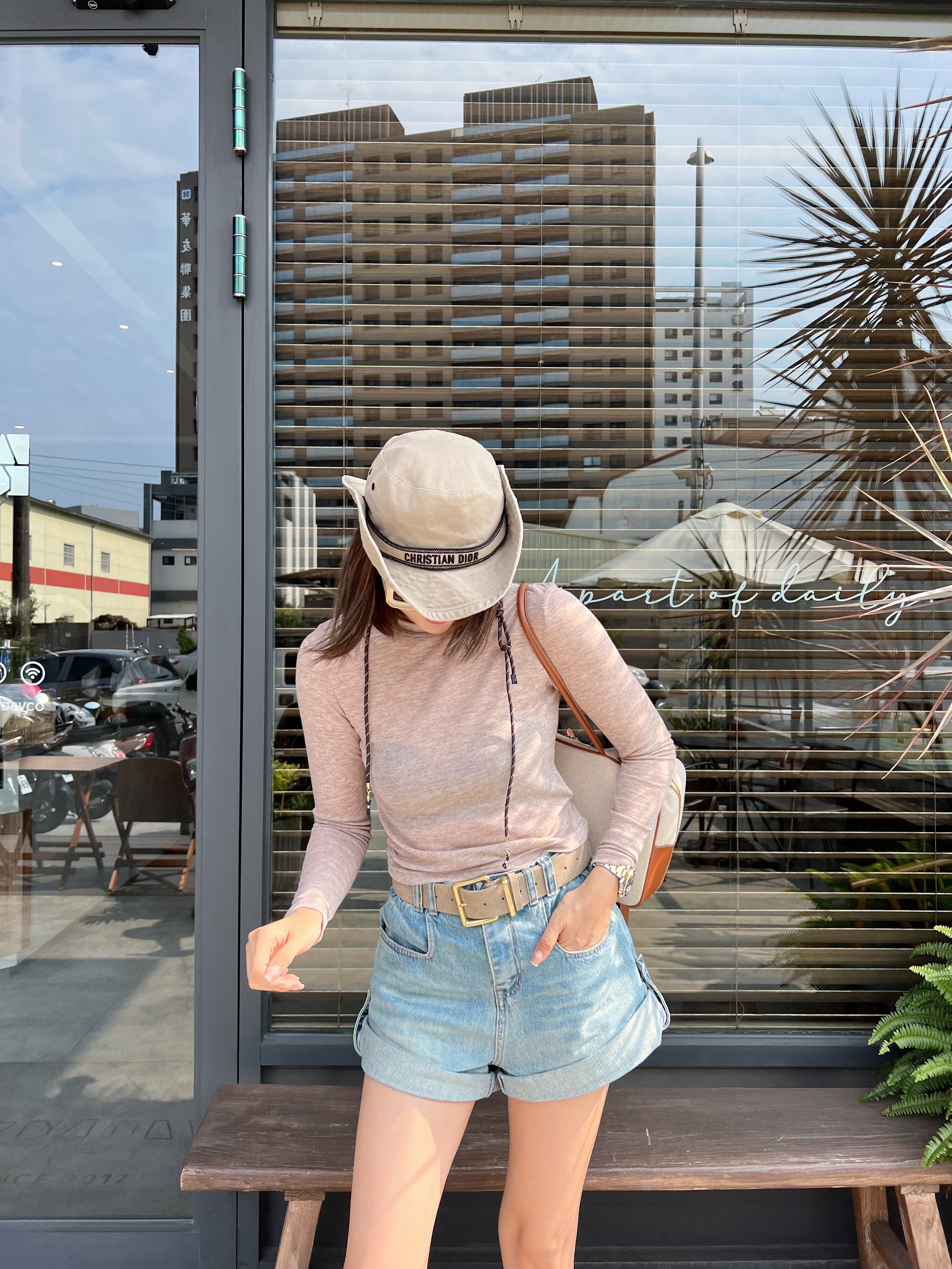 溫柔奶茶合身防曬Ｔ