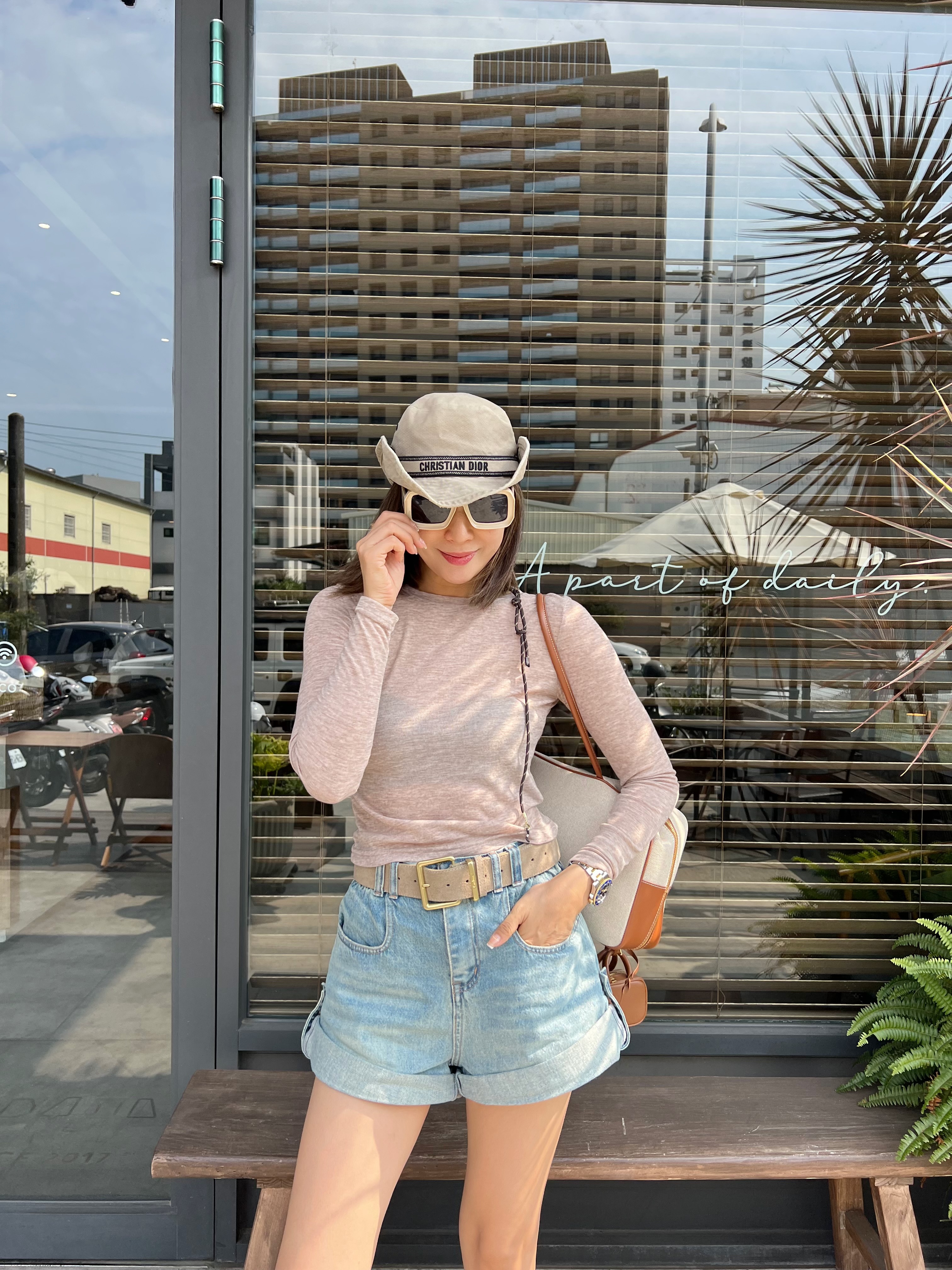 溫柔奶茶合身防曬Ｔ