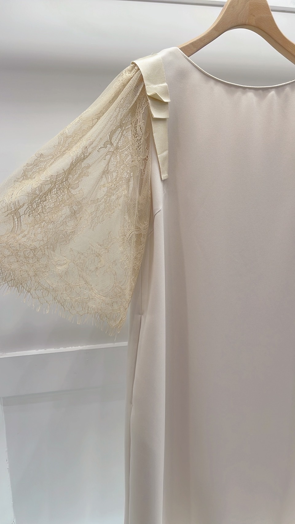 袖lace肩蝴蝶結洋裝