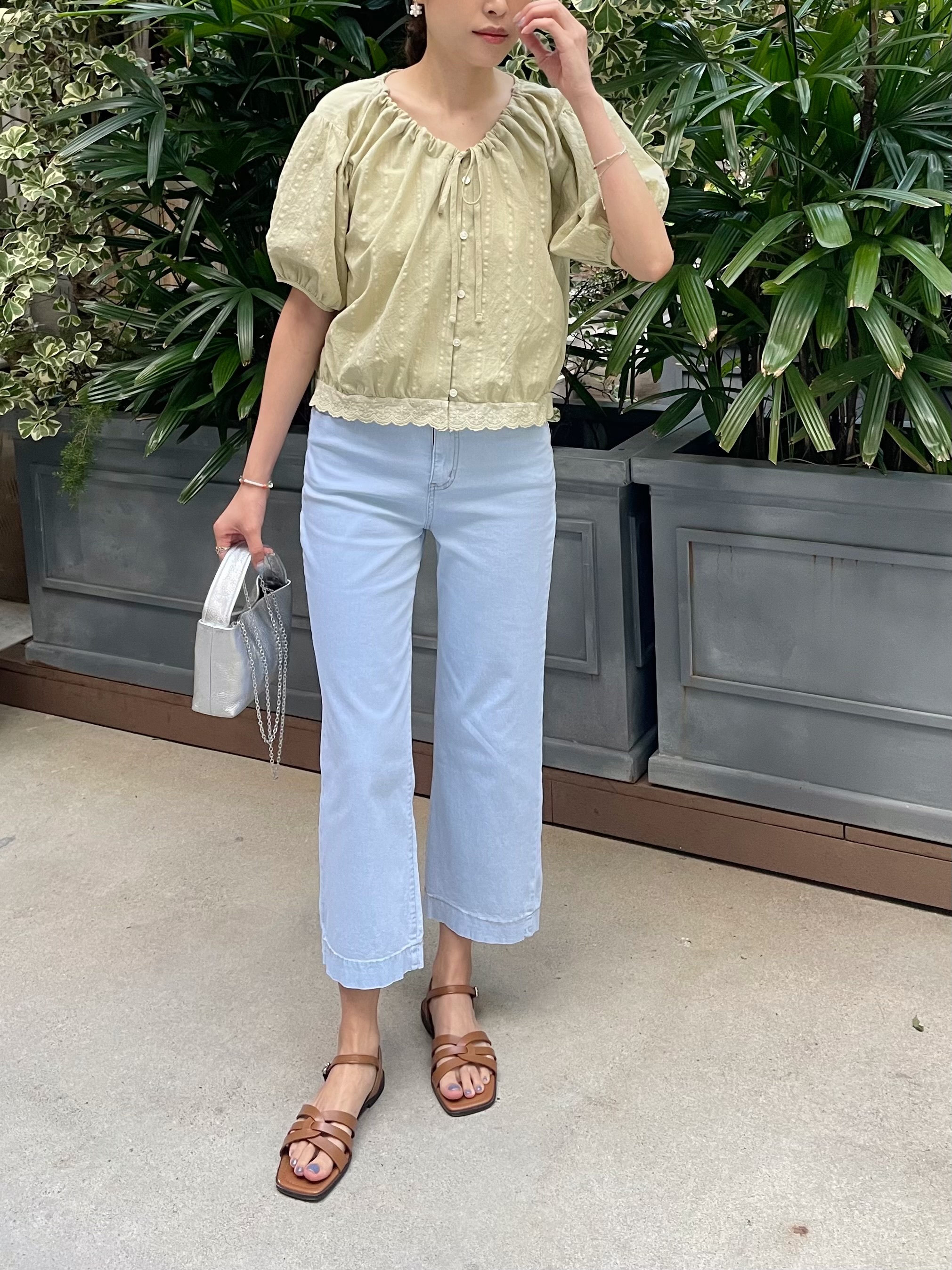 小個子大推יִיִ日常超薄，無感軟布直筒九分牛仔褲 ( 2色•淺白藍 )