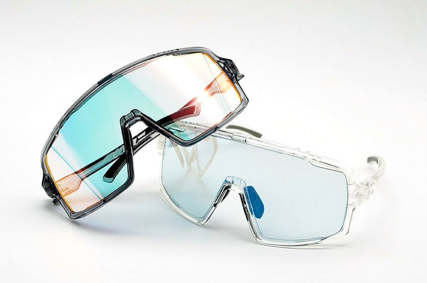 WTD 韓國品牌高爾夫球墨鏡 全天候視線變色鏡片/ 有框護目型運動墨鏡/自行車太陽眼鏡 /韓國熱銷