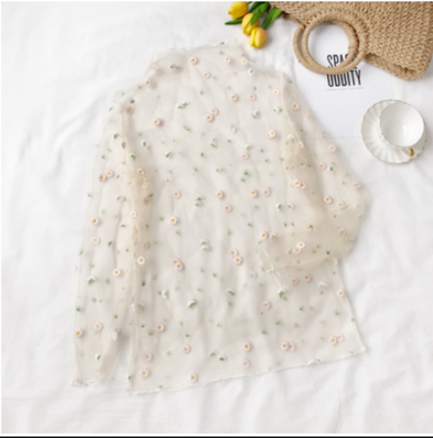 Lace base layer over thin sheer mesh top with sunscreen (apricot) (one size)