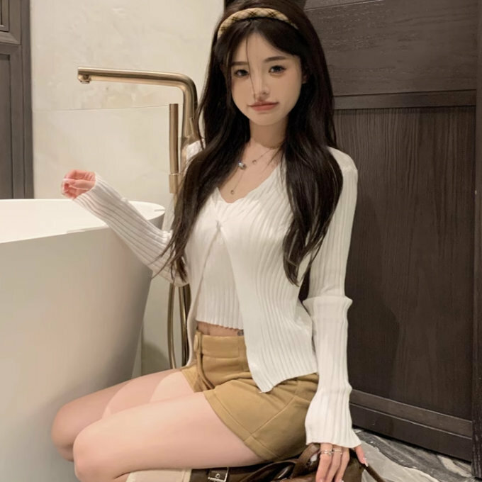 Hot Selling Fake Two-Piece Knitted Sweater (One Size) (White)