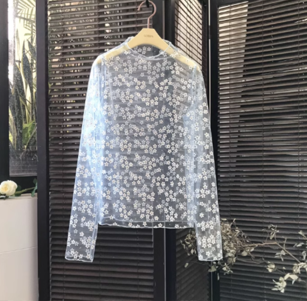 Lace Mesh Sunscreen Long Sleeve T-Shirt (Blue Sakura) (One Size)
