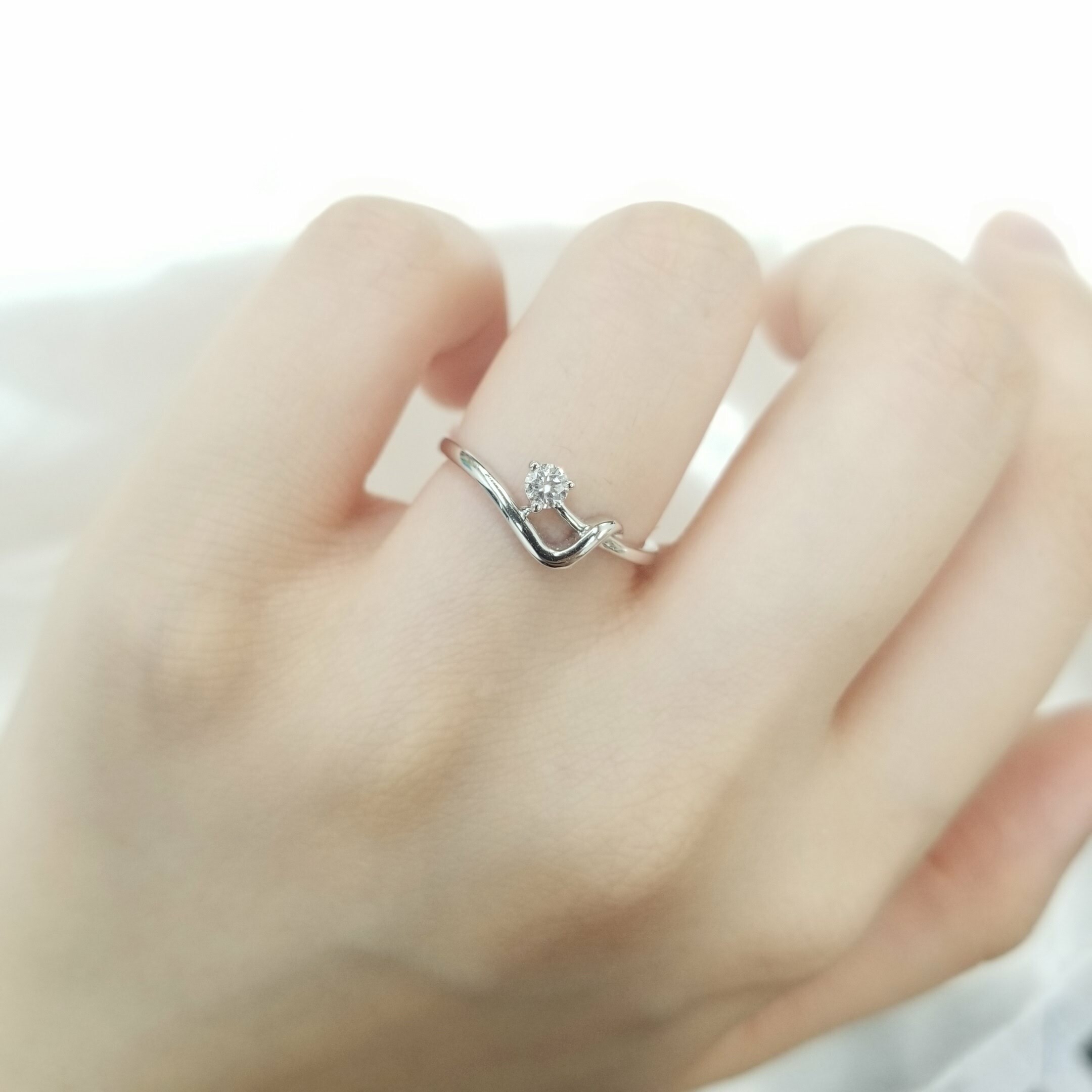 全新18K白金【單粒11份鑽石】戒指