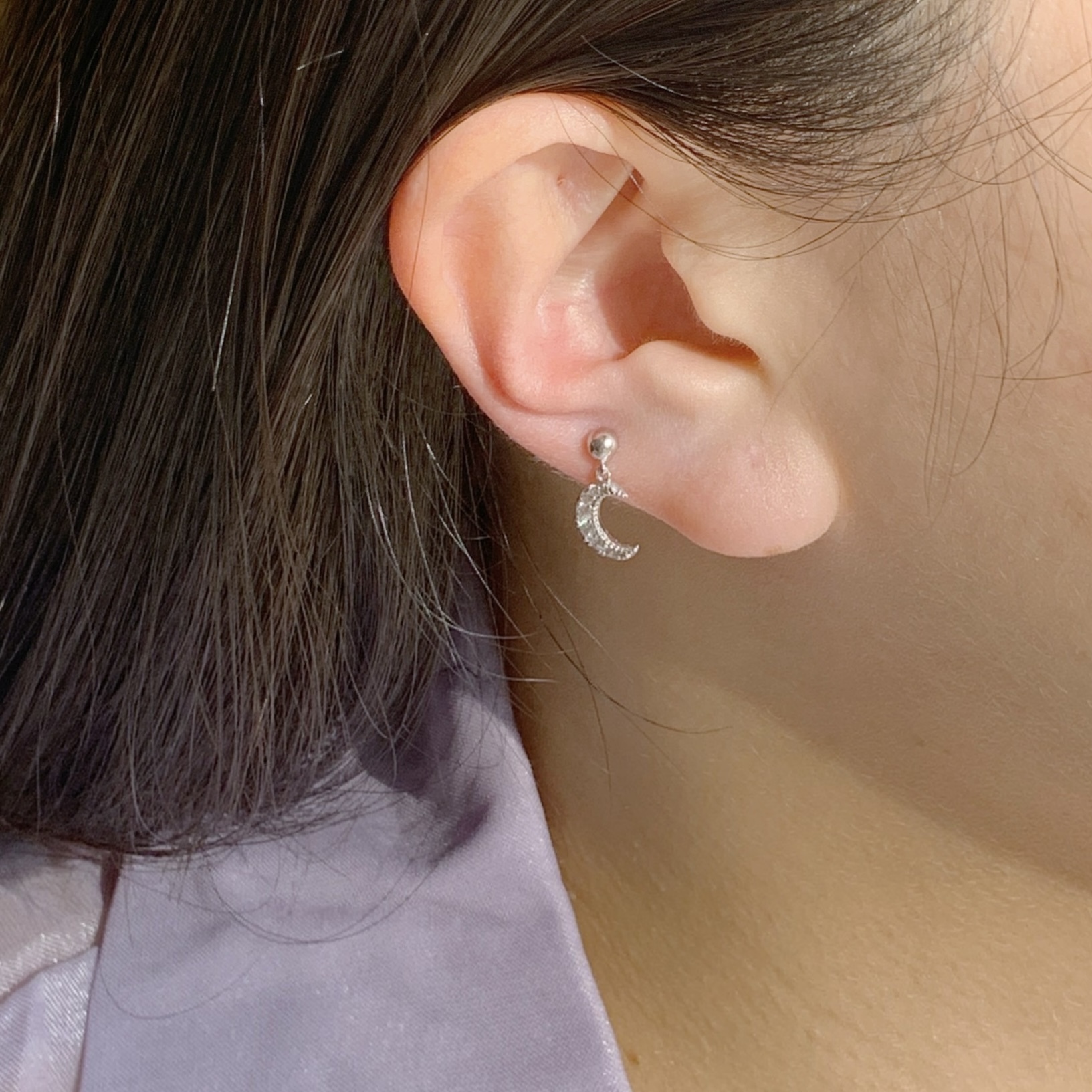 10k晃晃月亮鋯石耳環