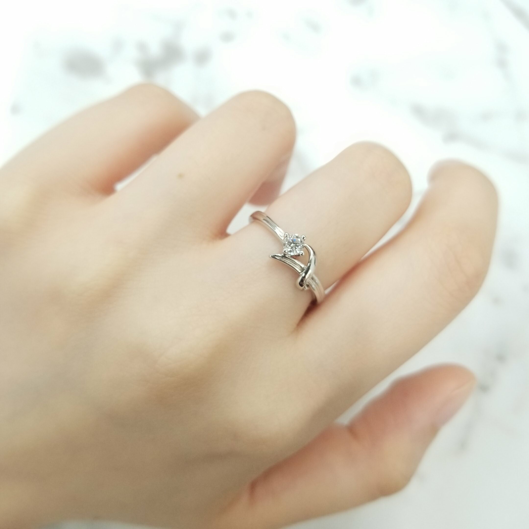 全新18K白金【單粒11份鑽石】戒指