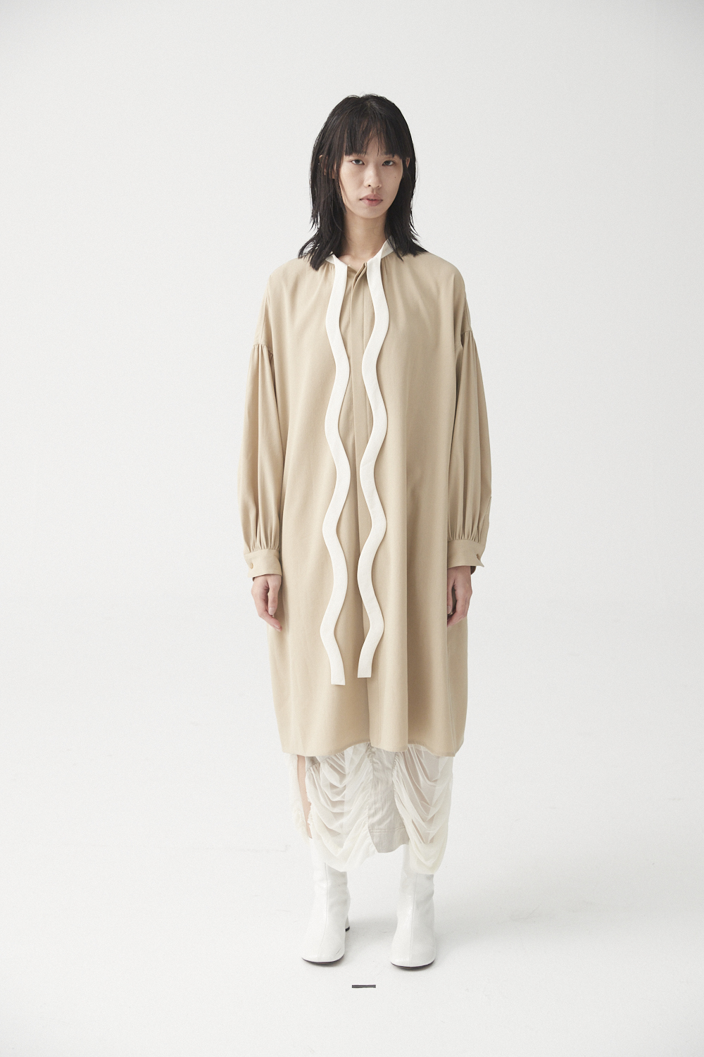 撞色波浪領帶洋裝