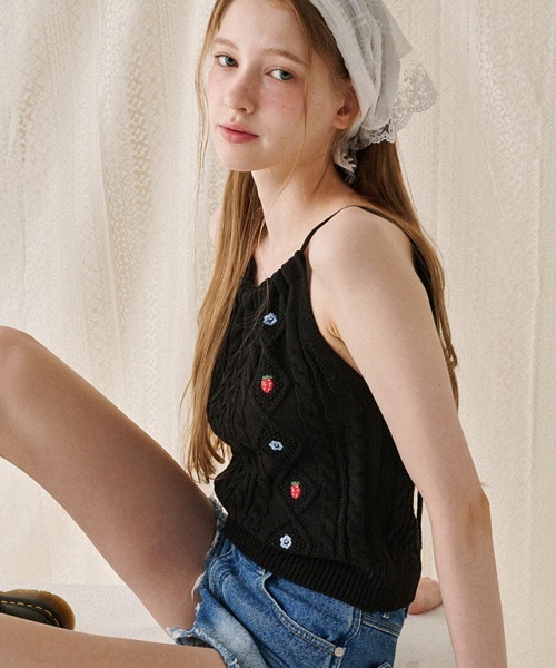 RONRON RASPBERRY HALTER NECK KNIT