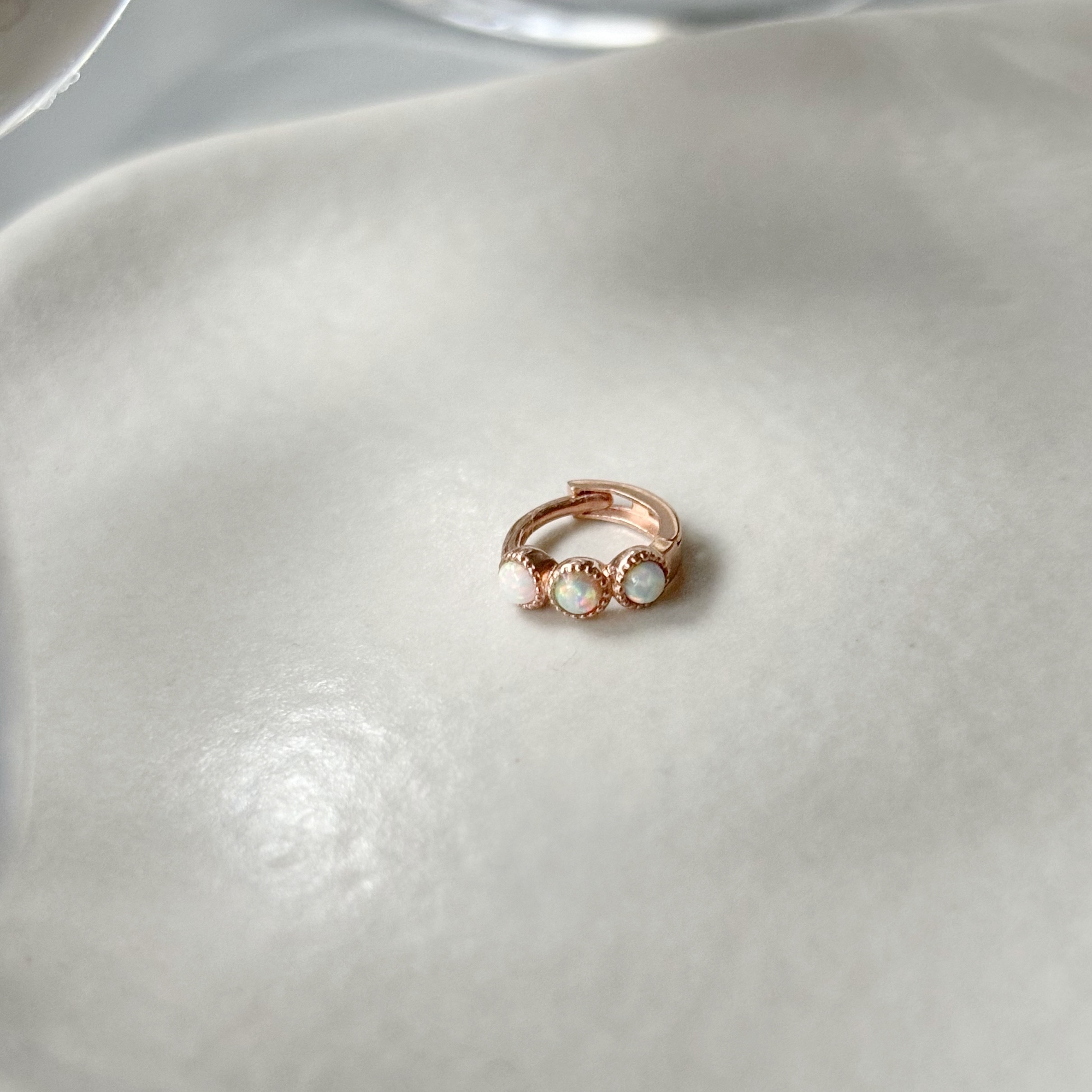 10k三顆蛋糕歐泊小耳圈