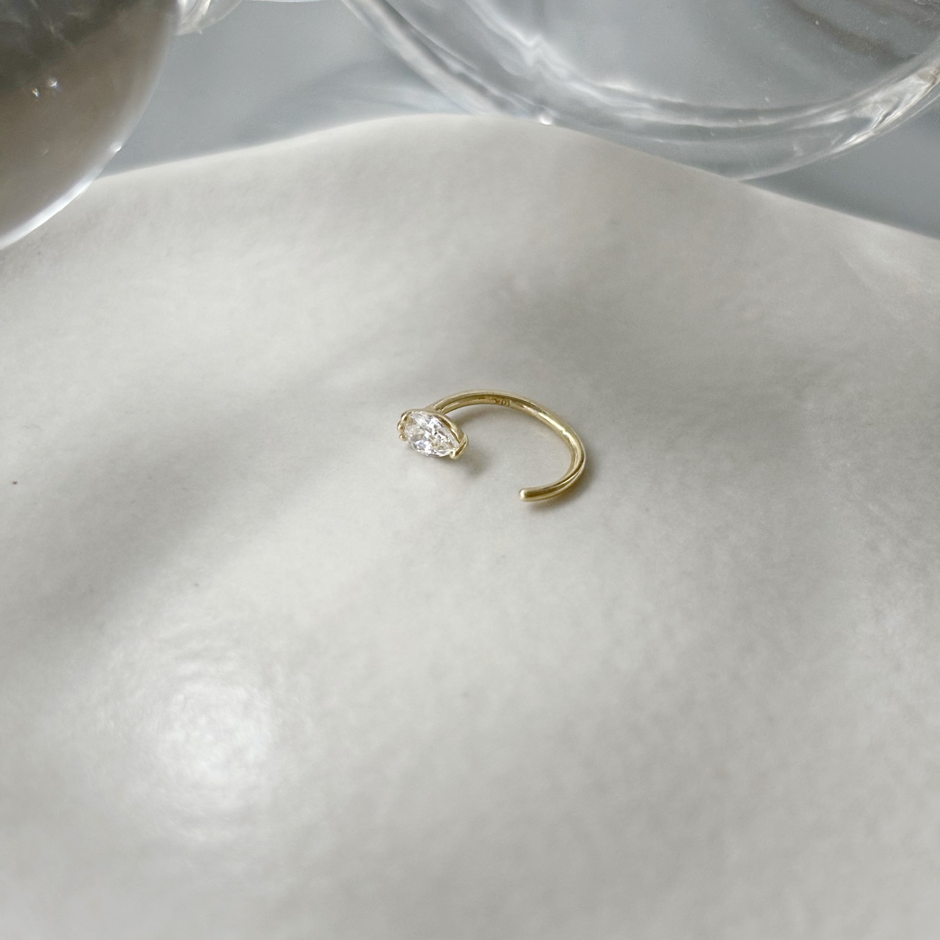 10k水滴鋯石C形耳圈