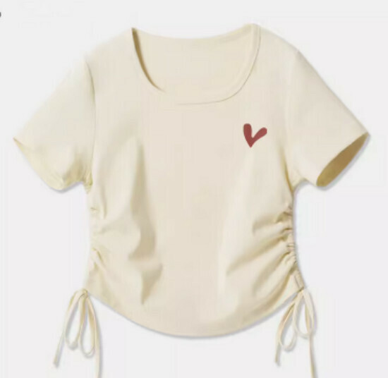 Hot selling drawstring design short-sleeved T-shirt [Milk White (Naughty Heart Chest Logo)] [S-2XL Size] (please contact customer service to confirm the delivery size after placing the order)