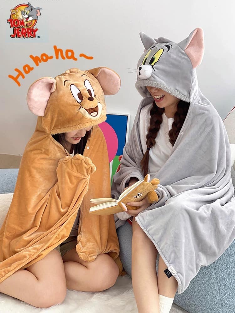 TOM and JERRY office blanket