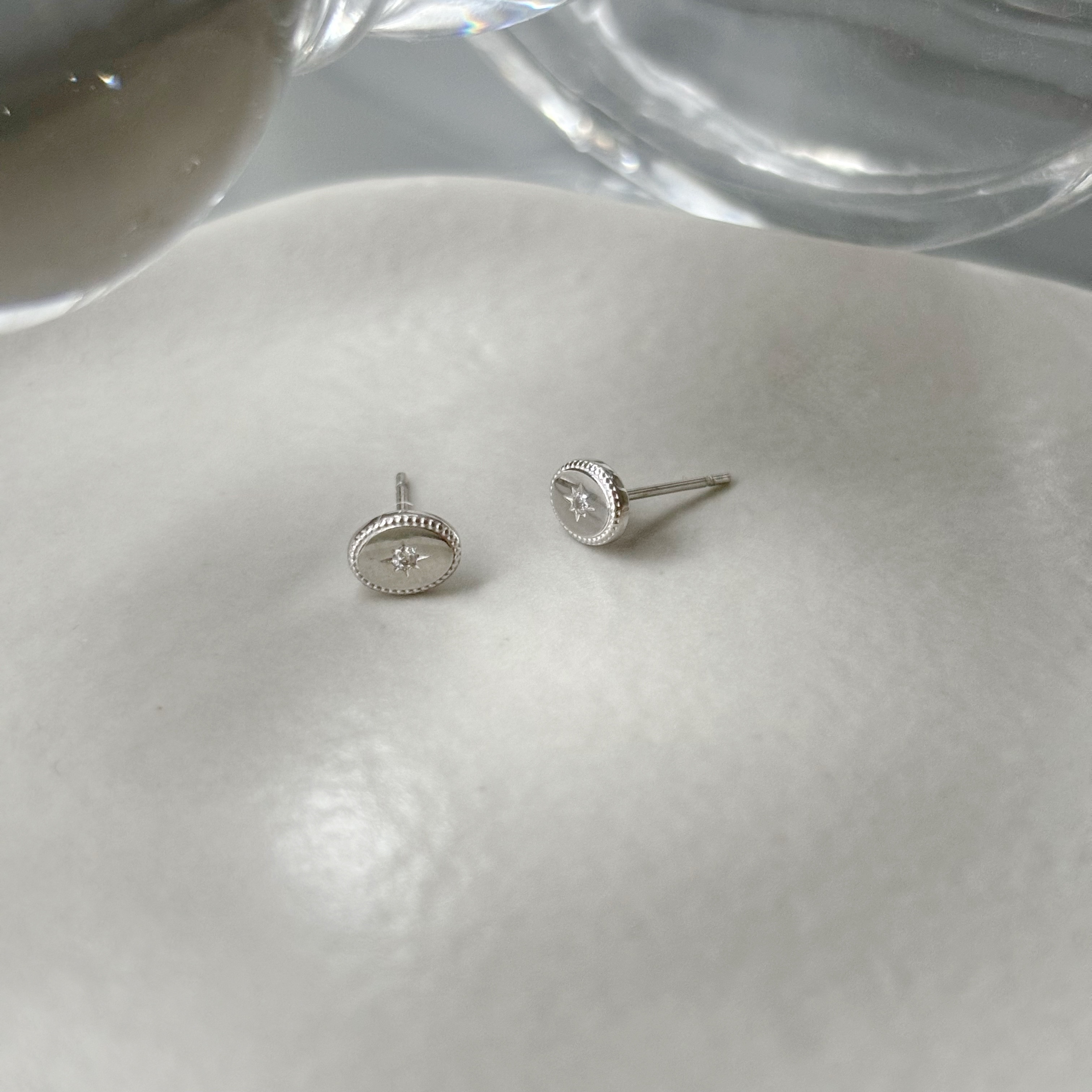 10k歐美橢圓星芒鋯石耳環