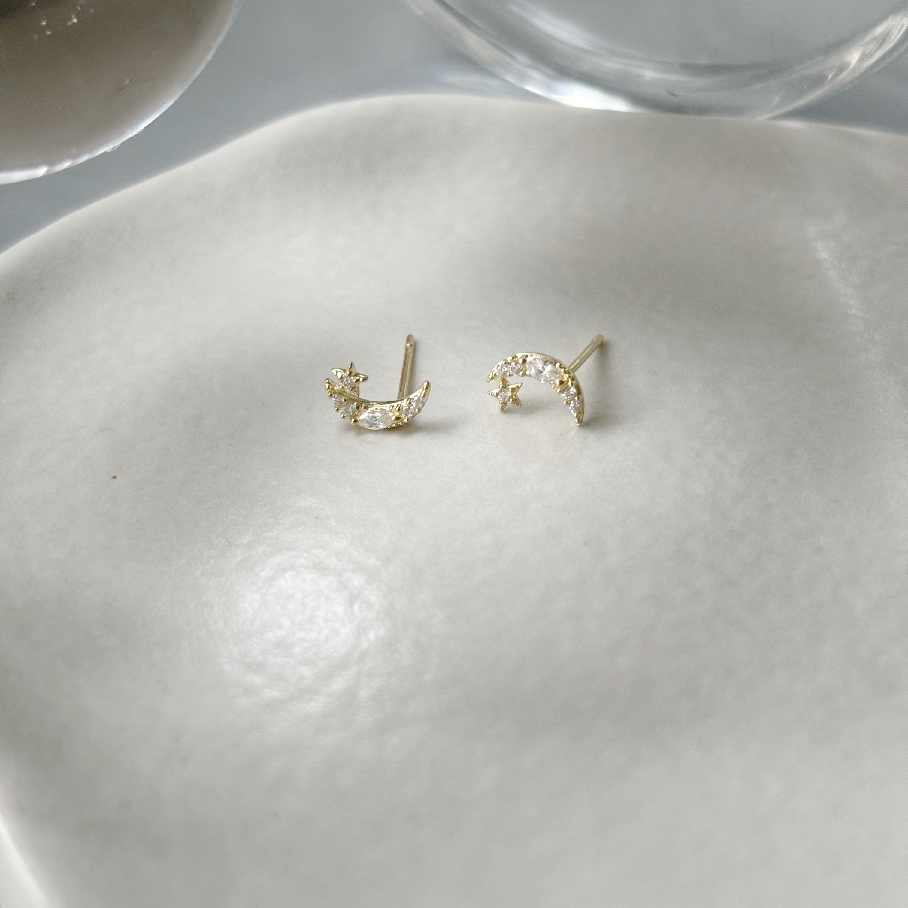 10k彎月星星鋯石耳環