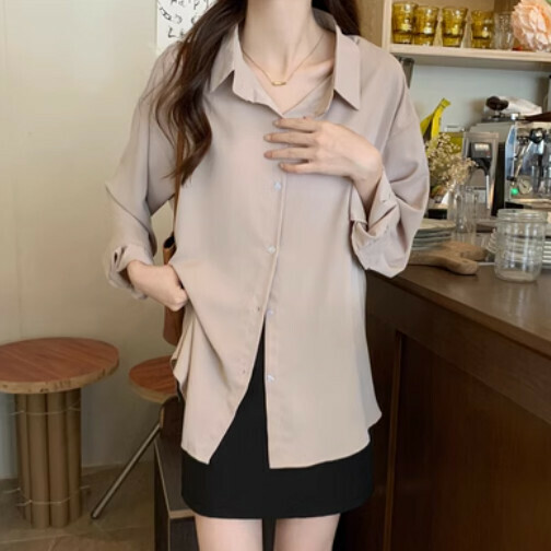Slouchy shirt (light brown one-size-fits-all)