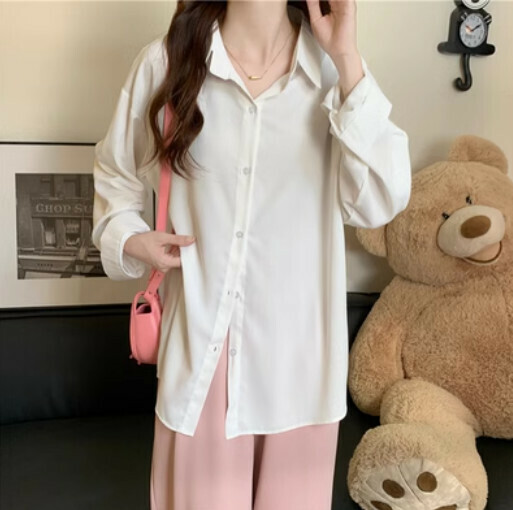 Slouchy Shirt (White One-size-fits-all)