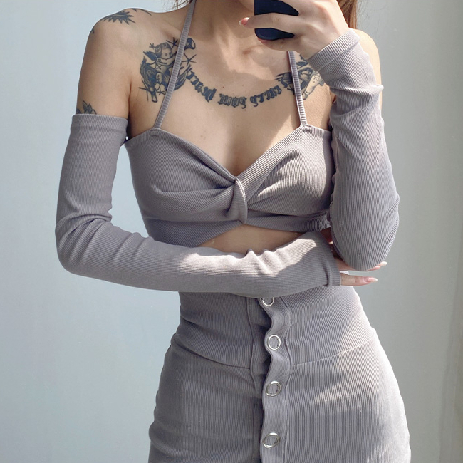 Hot selling ultra-short suspender long-sleeved T-shirt (grey) (S/M size) (contact customer service after placing the order to confirm the delivery size)