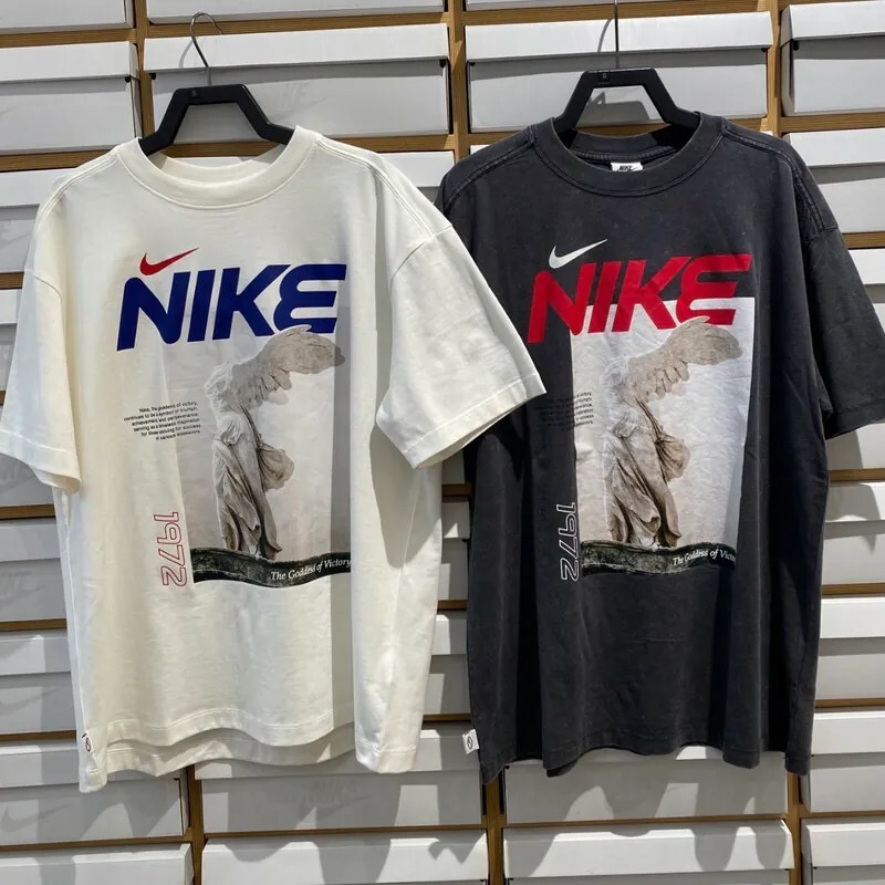 Nike SPORTSWEAR OVERSIZE TEE 1972 希臘 勝利女神 街舞系列 寬鬆 落肩 作舊 水洗 黑白 男女款 TEEHF6292