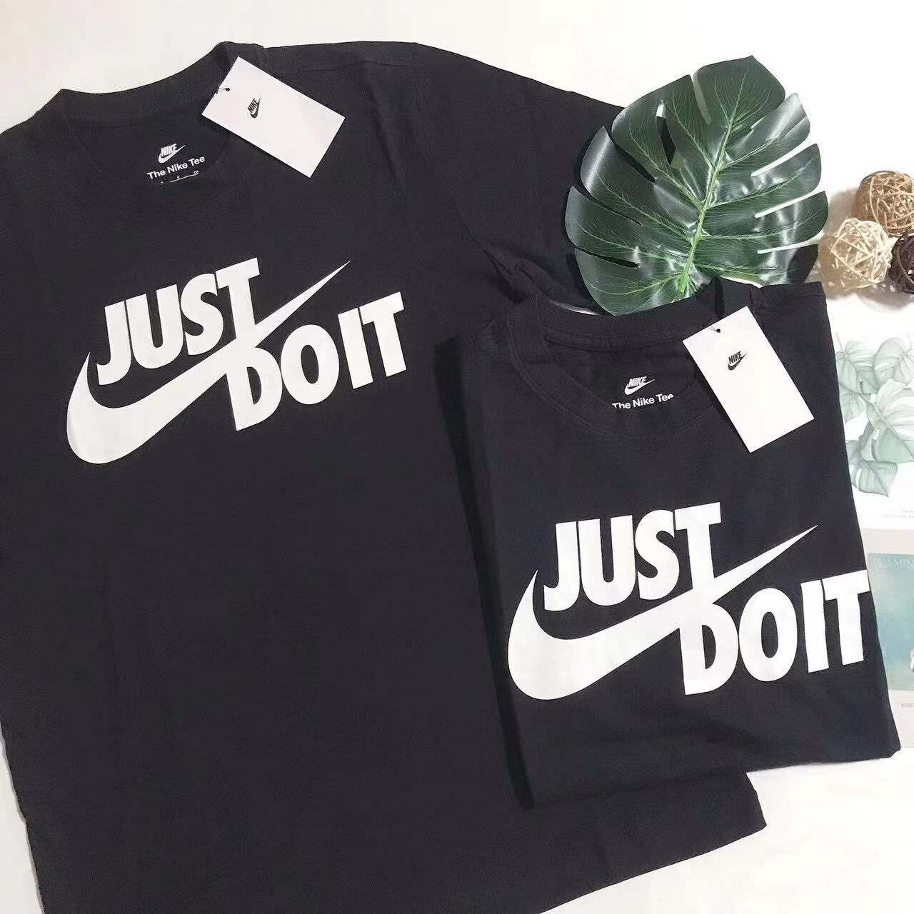 NIKE JUST DO IT LOGO TEE
