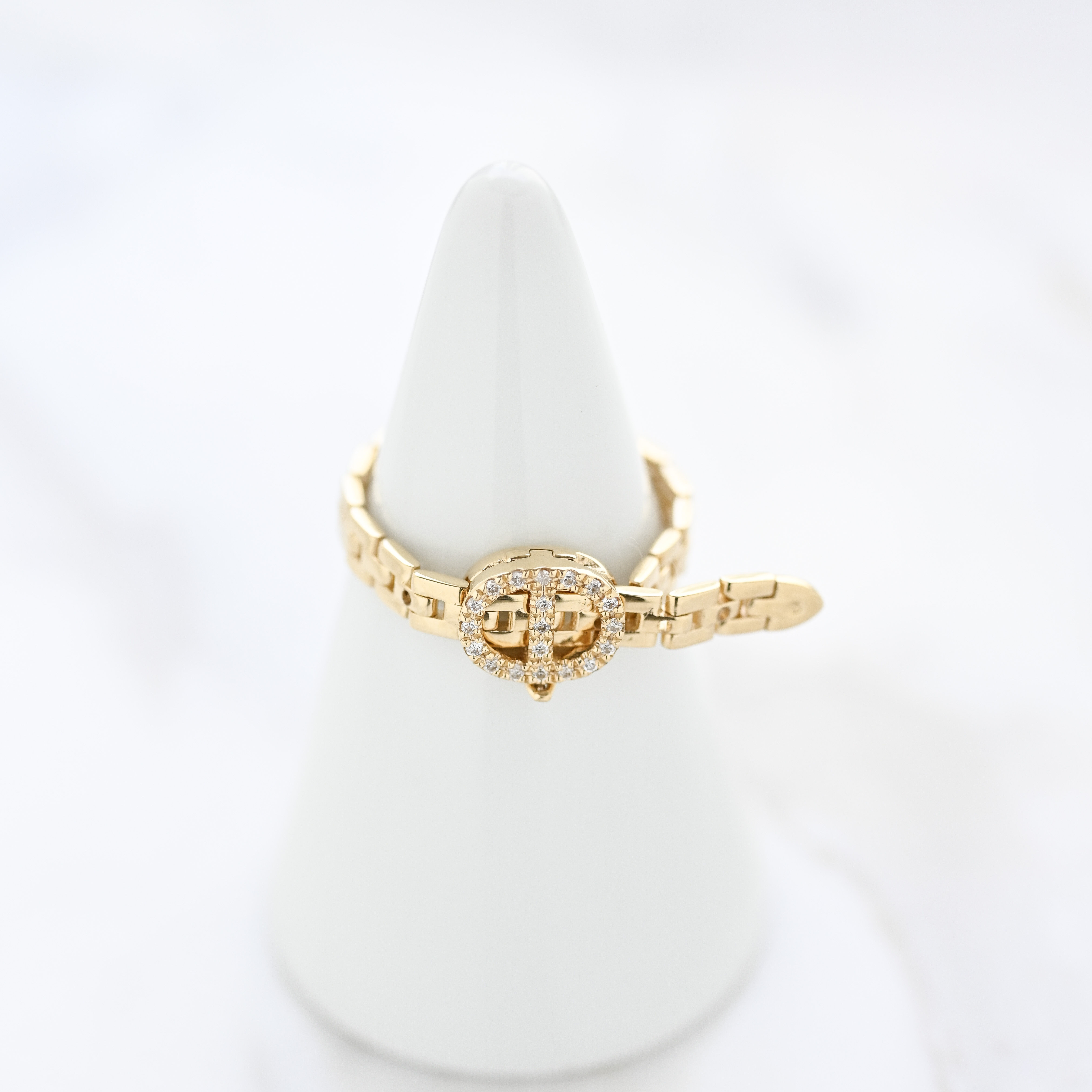 18K Pig Nose Yellow Gold Diamond Chain Ring