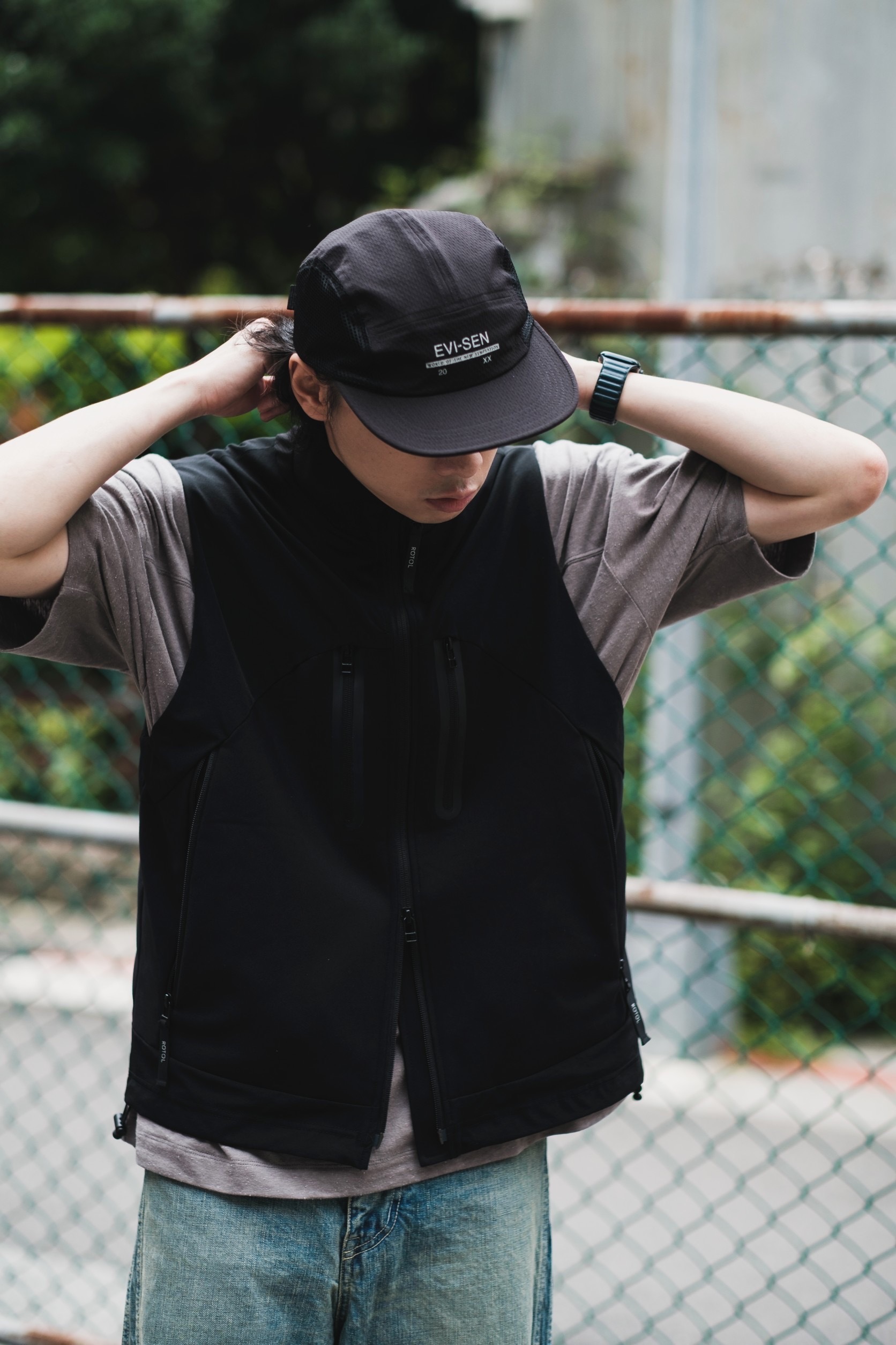 ROTOL - TECH VEST LIGHT / 2COLORS