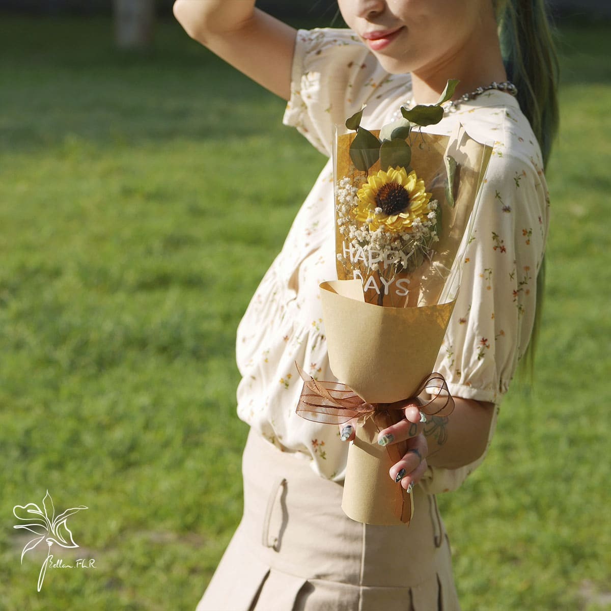 【手中的陽光】手提式畢業花束