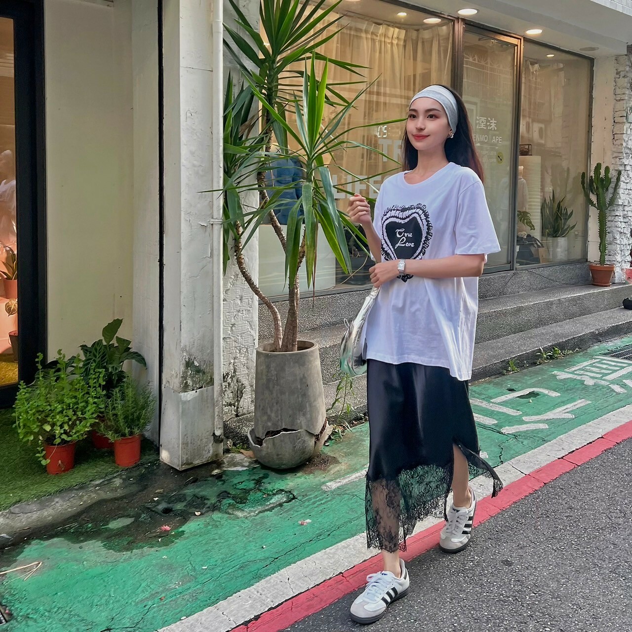 緞面蕾絲拼接套裝/二色