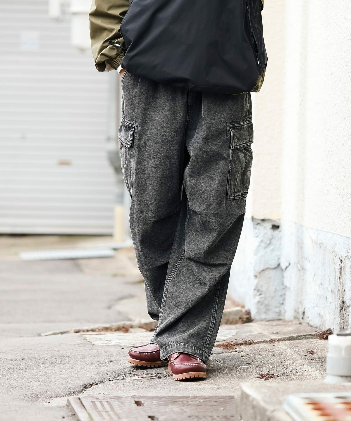 BEAMS HEART 寬版 口袋 括腿褲 水洗 丹寧 牛仔褲 2色 現貨 42-23-0088-147